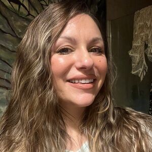 Meet your Posher, Ariel